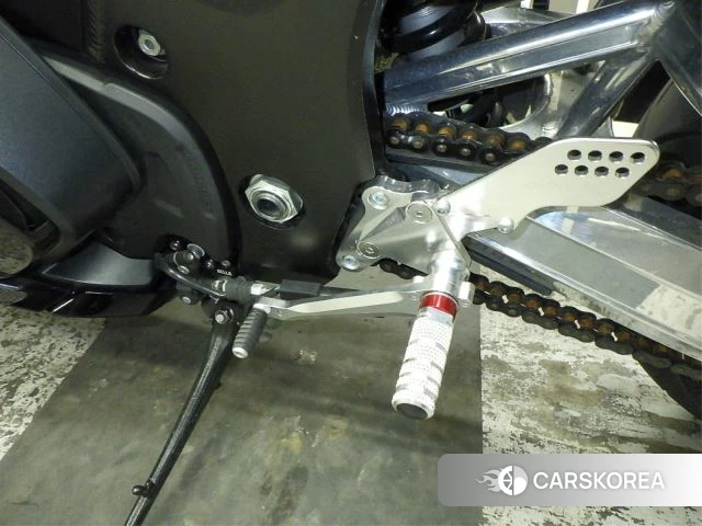 Проданный Suzuki GSX1300R HAYABUSA id 4205964 из Японии, фото 4