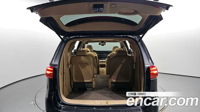 Kia The New Carnival 2020 Черный из Кореи, фото 2