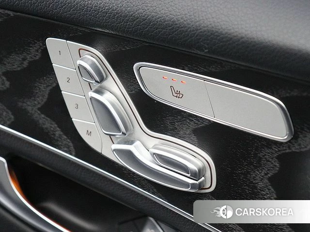 Mercedes-Benz GLC-Class X253 2019 Синий из Кореи, фото 2