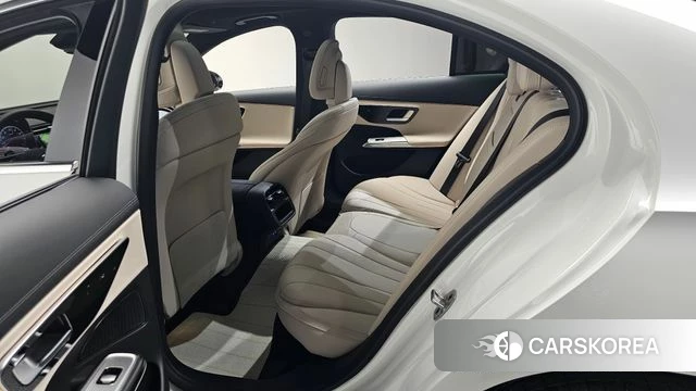 Mercedes-Benz E-Class W214 2026 Белый из Кореи, фото 2