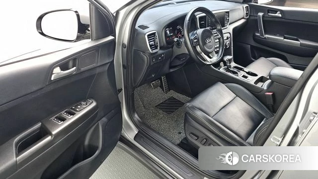 Kia Sportage The Bold 2021 Серый из Кореи, фото 2