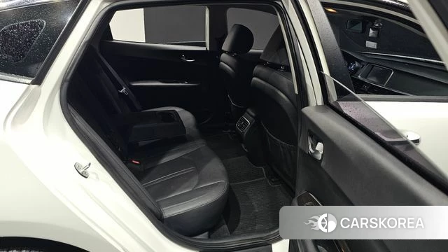 Kia The New K5 2nd generation 2018 Белый из Кореи, фото 2