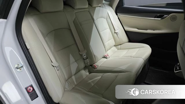 Hyundai The New Grandeur IG Hybrid 2021 Белый из Кореи, фото 2