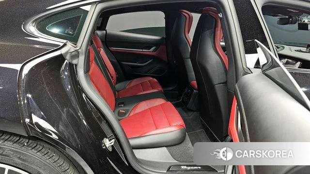 Porsche Taycan 2022 Черный из Кореи, фото 2