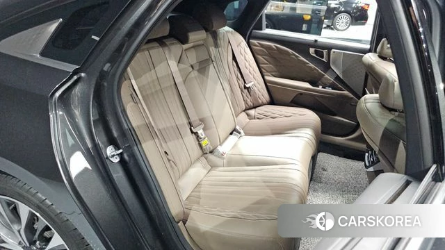 Kia K8 2023 Серый из Кореи, фото 2