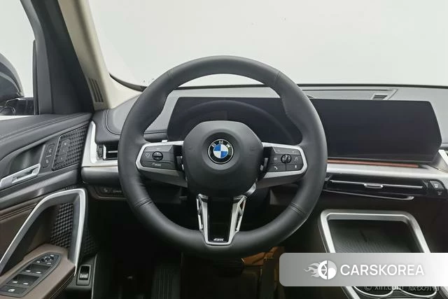 BMW X1 2024 Черный из Китая, фото 2