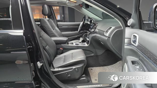 Jeep Grand Cherokee 2019 Черный из Кореи, фото 2