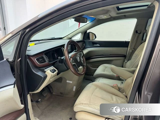 Buick GL8 2018 Коричневый из Китая, фото 2