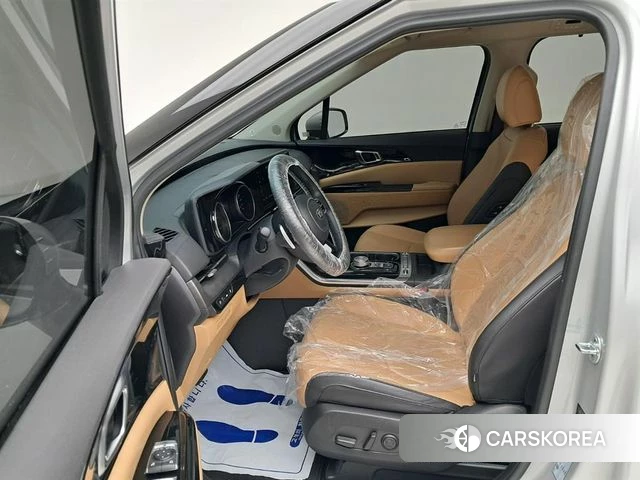 Kia Carnival 4th generation 2021 Серебристо-серый из Кореи, фото 2