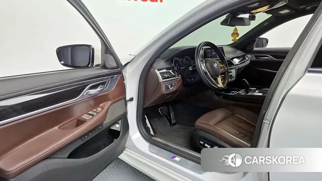 BMW 7 Series (G11) 2019 Белый из Кореи, фото 2