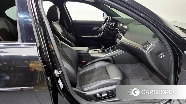 BMW 3 Series (G20) 2021 Черный из Кореи, фото 2