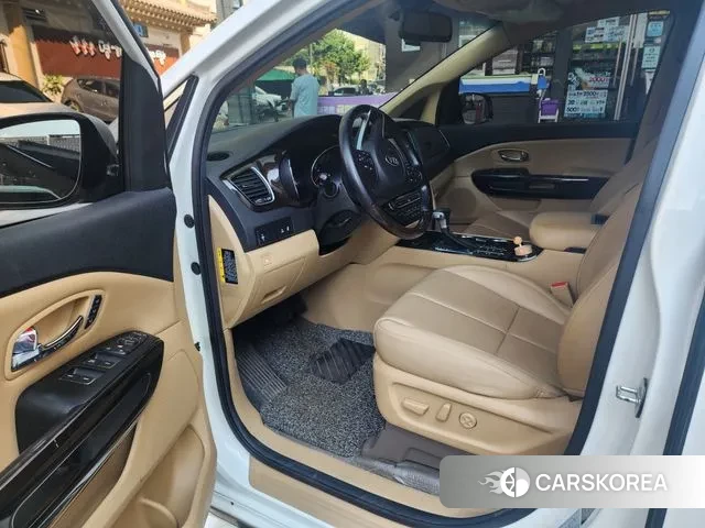 Kia The New Carnival 2019 Белый из Кореи, фото 2