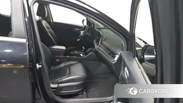 Kia Sportage 5th Generation 2024 Черный из Кореи, фото 2