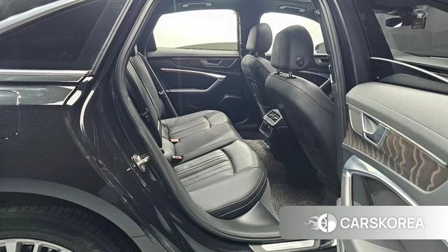 Audi A6 (C8) 2020 Черный из Кореи, фото 2