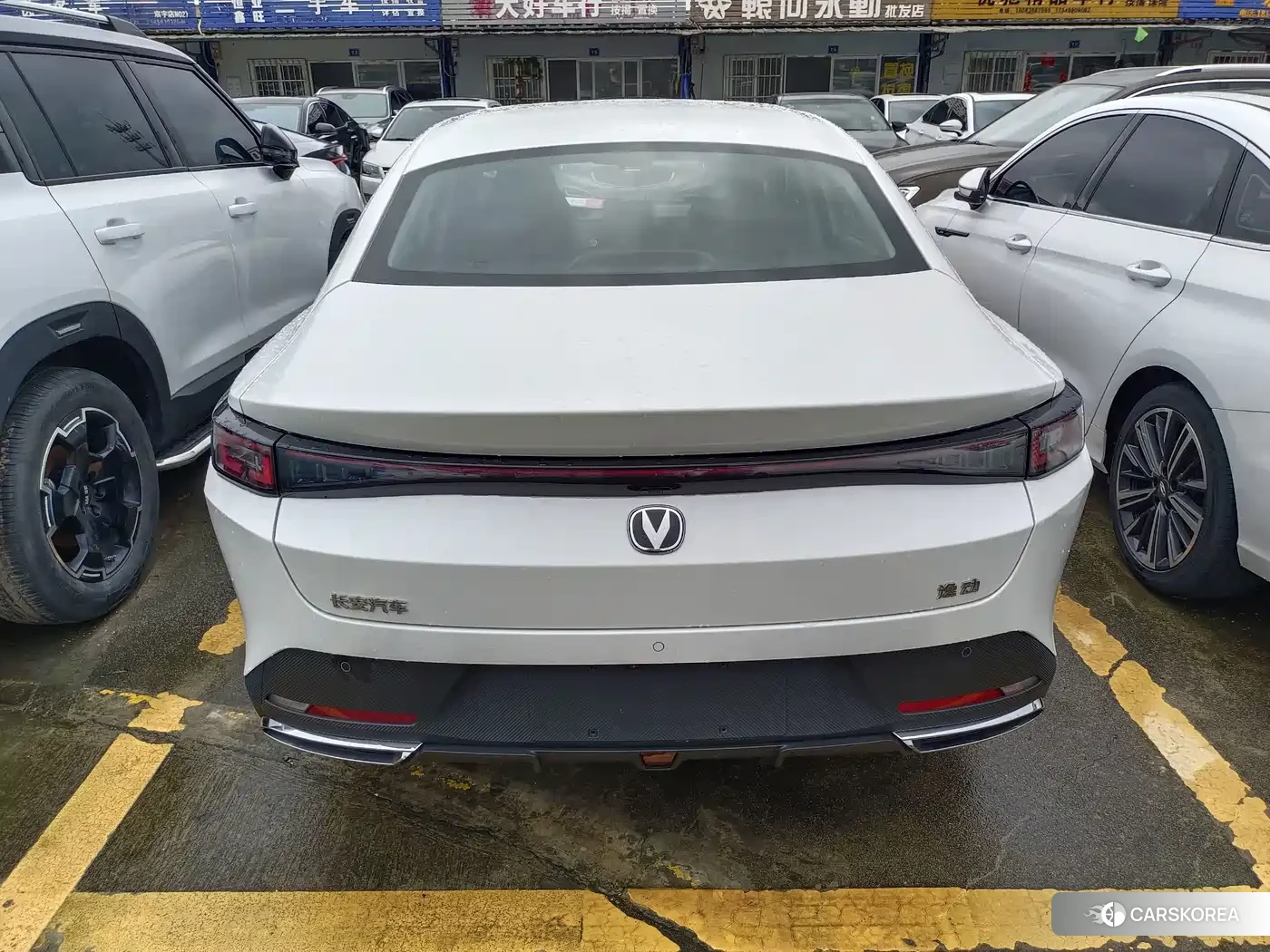 Chang'an Yidong 2025 Белый из Китая, фото 2