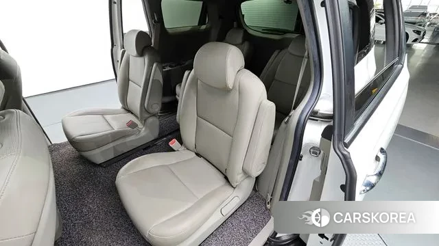 Kia The New Carnival 2019 Белый из Кореи, фото 2