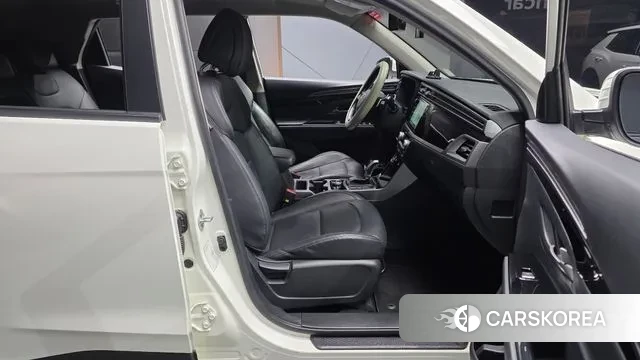 Ssangyong Beautiful Korando 2021 Белый из Кореи, фото 2