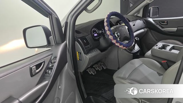 Hyundai The New Grand Starex 2018 Серебряный из Кореи, фото 2