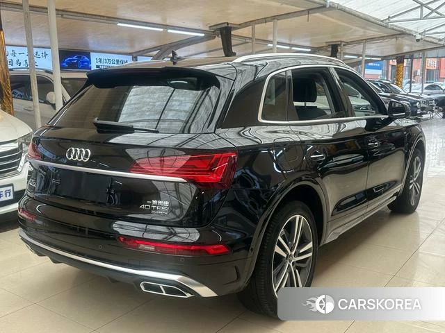 Audi Q5L 2022 Черный из Китая, фото 2