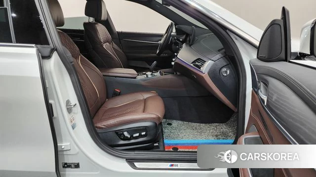 BMW 6 Series GT (G32) 2021 Белый из Кореи, фото 2