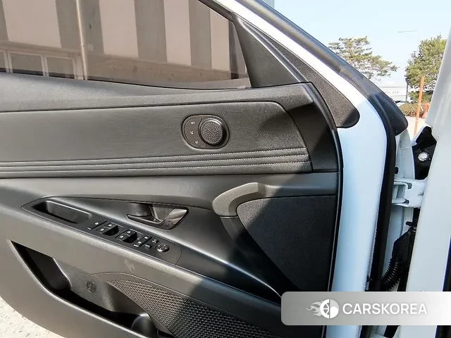 Hyundai Avante (CN7) 2021 Белый из Кореи, фото 2