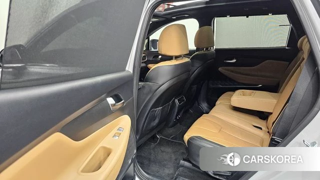 Hyundai The New Santa Fe 2023 Белый из Кореи, фото 2