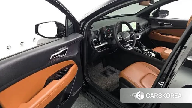 Kia Sportage 5th Generation Hybrid 2023 Черный из Кореи, фото 2