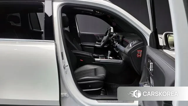 Mercedes-Benz GLB-Class X247 2022 Белый из Кореи, фото 2