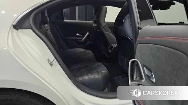 Mercedes-Benz CLA-Class C118 2023 Белый из Кореи, фото 2