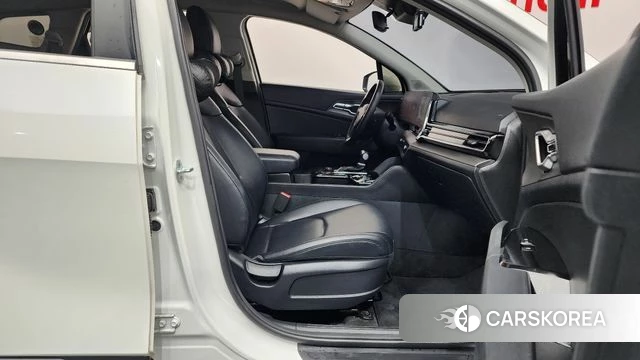 Kia Sportage 5th Generation 2022 Белый из Кореи, фото 2