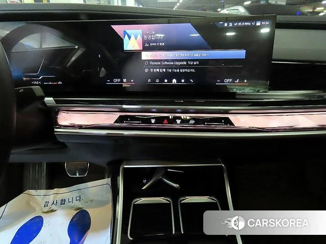 BMW 7 Series (G70) 2024 Черный из Кореи, фото 2