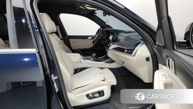 BMW X7 (G07) 2020 Черный из Кореи, фото 2