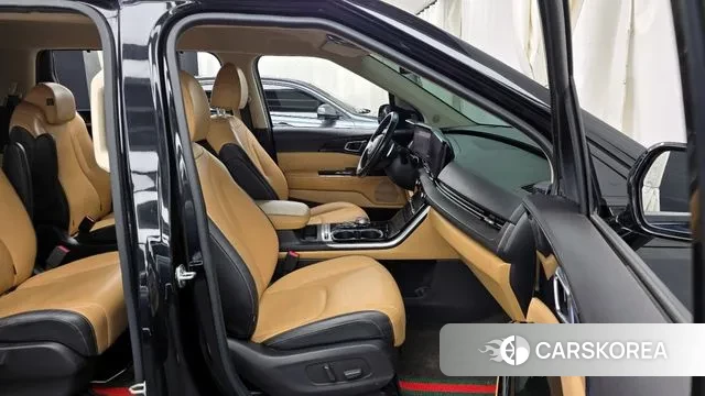 Kia Carnival 4th generation 2021 Черный из Кореи, фото 2