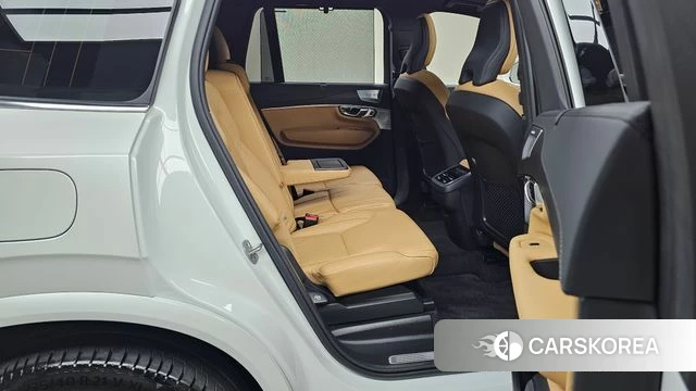 Volvo XC90 second Generation 2023 Белый из Кореи, фото 2