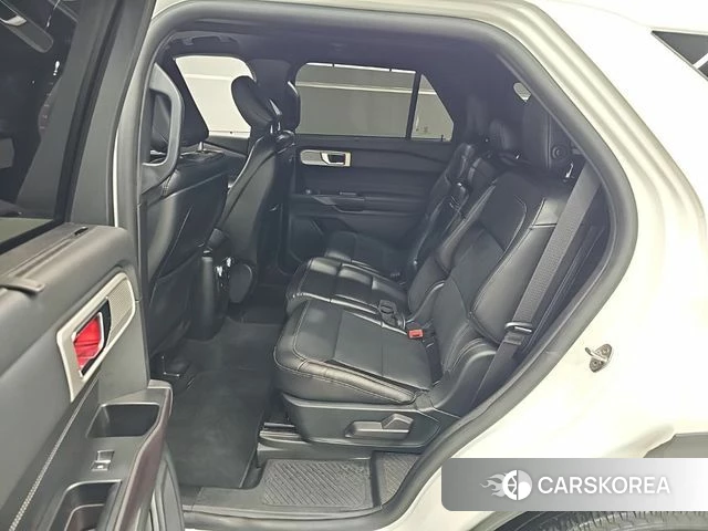 Ford Explorer 6th Generation 2020 Белый из Кореи, фото 2
