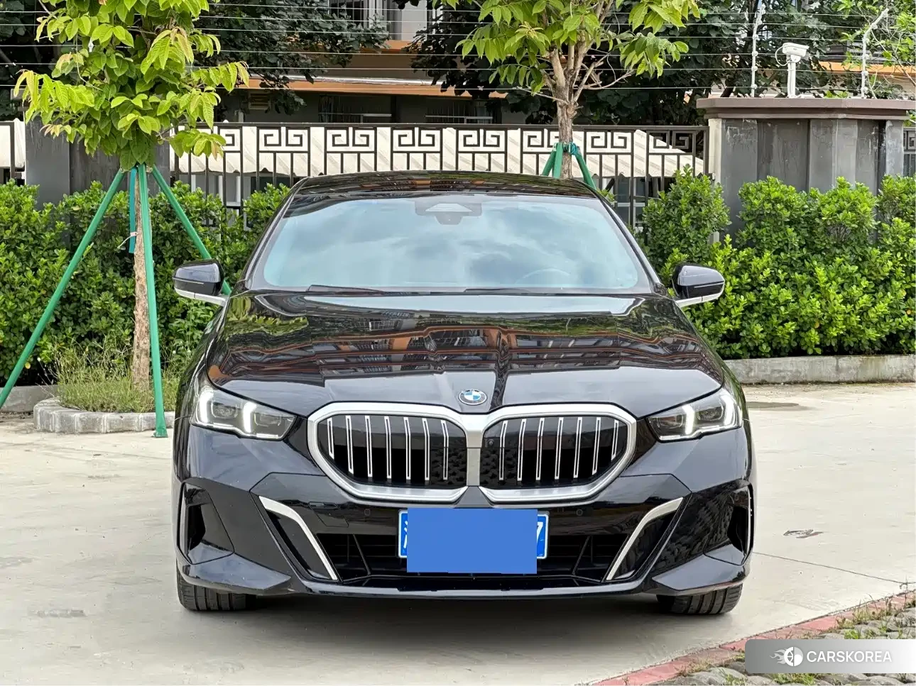 BMW 5 series 2024 Черный из Китая, фото 2