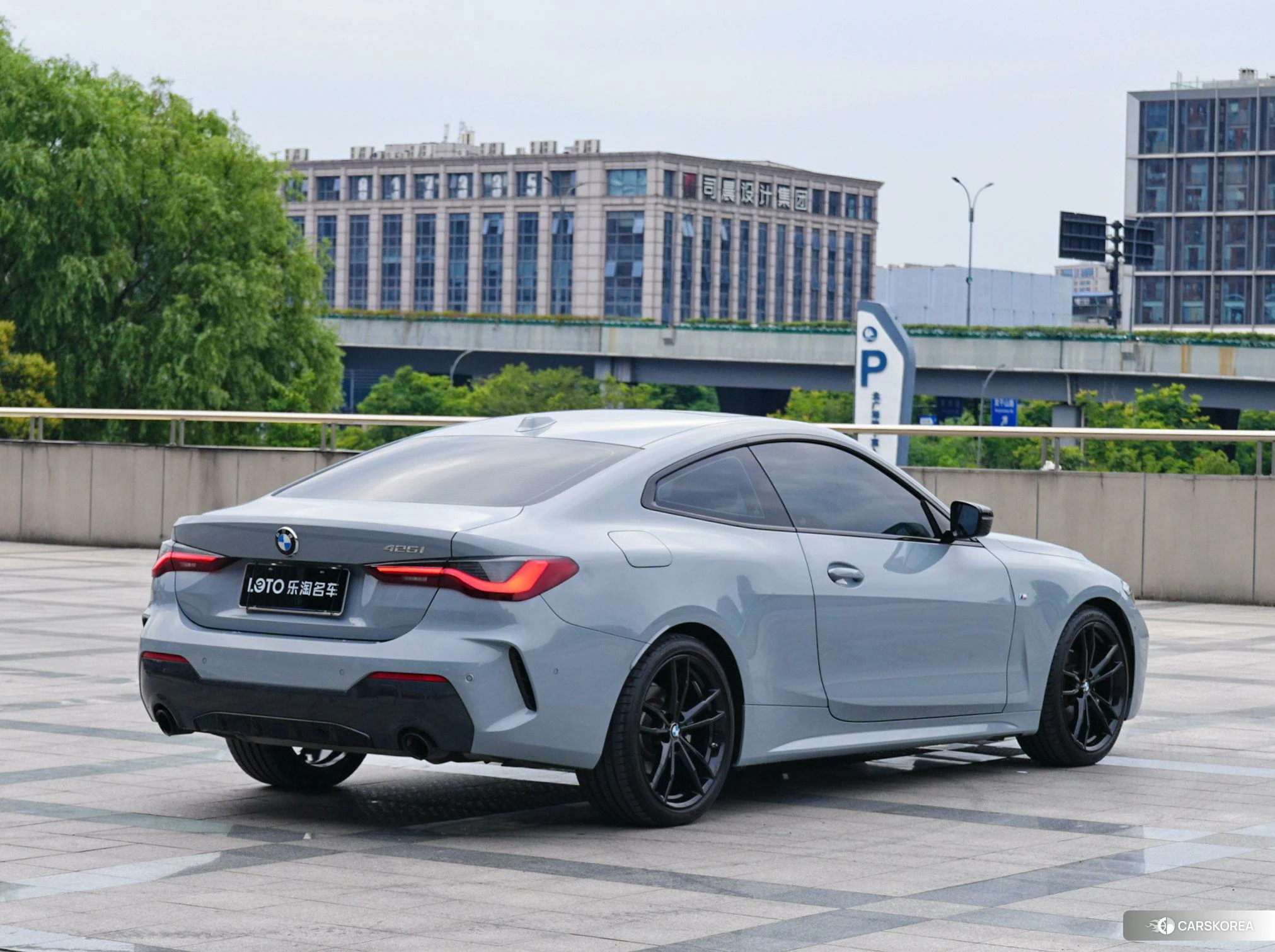 BMW 4 series 2023 Серебристо-серый из Китая, фото 2