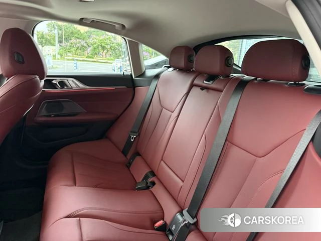 BMW 4 series 2025 Белый из Китая, фото 2
