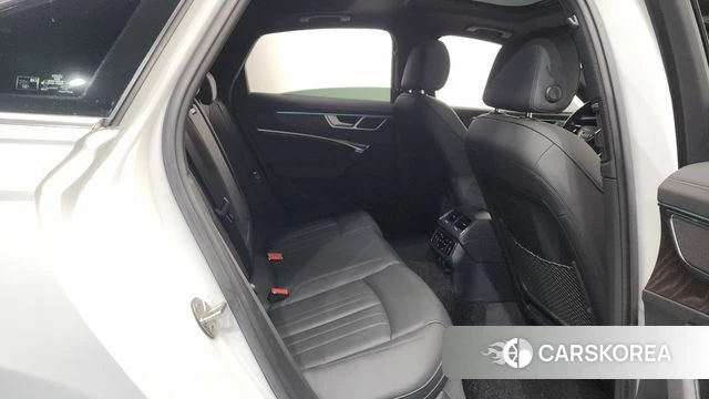 Audi A6 (C8) 2022 Белый из Кореи, фото 2