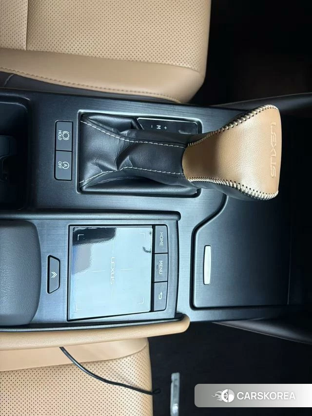 Lexus ES 2021 Белый из Китая, фото 2
