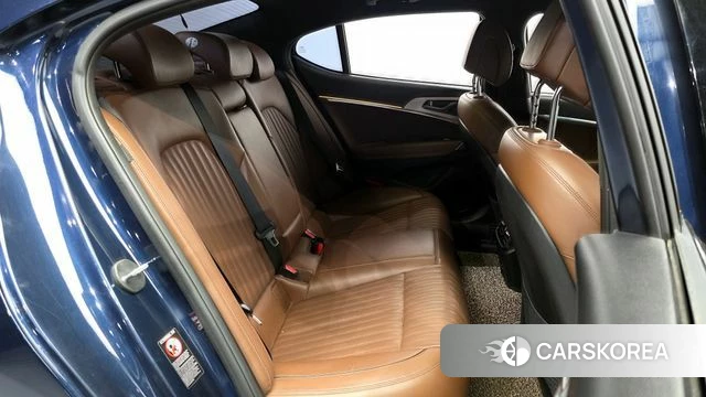 Genesis G70 2018 Синий из Кореи, фото 2