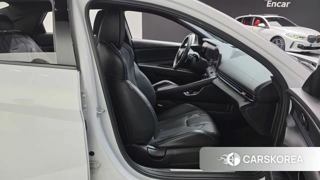 Hyundai The New Avante (CN7) 2024 Белый из Кореи, фото 2
