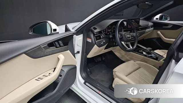 Audi A5 (F5) 2023 Белый из Кореи, фото 2