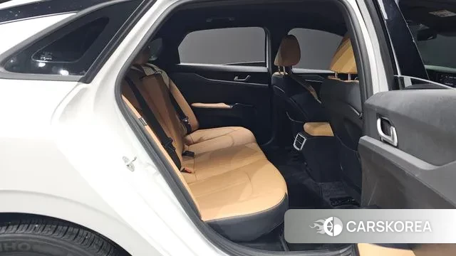 Kia K5 Hybrid 3rd Generation 2023 Белый из Кореи, фото 2