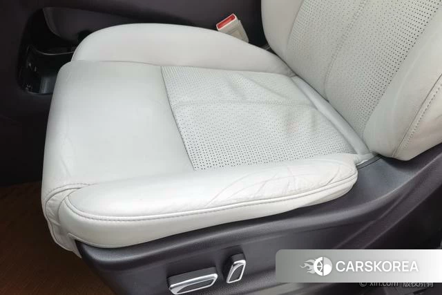 GAC Trumpchi Trumpchi M8 2021 Белый из Китая, фото 2