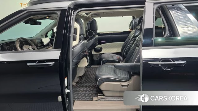 Kia Carnival 4th generation 2021 Черный двухцветный из Кореи, фото 2
