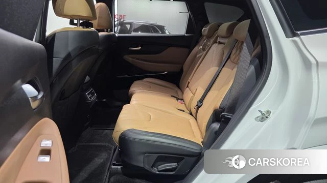 Hyundai The New Santa Fe 2021 Белый из Кореи, фото 2