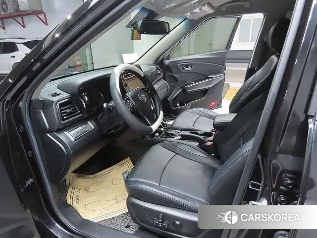 Ssangyong Berry New Tivoli 2023 Черный из Кореи, фото 2