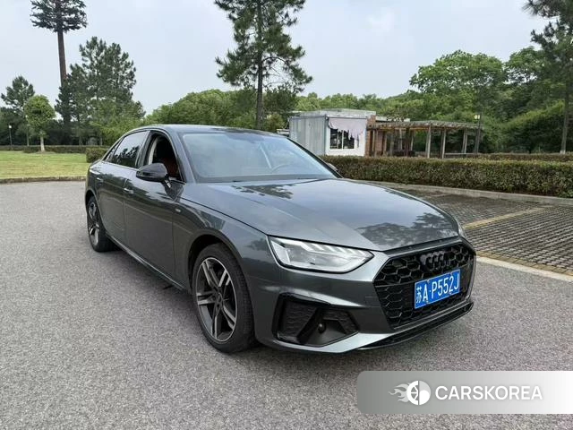 Audi A4L 2022 Темно-серый из Китая, фото 2