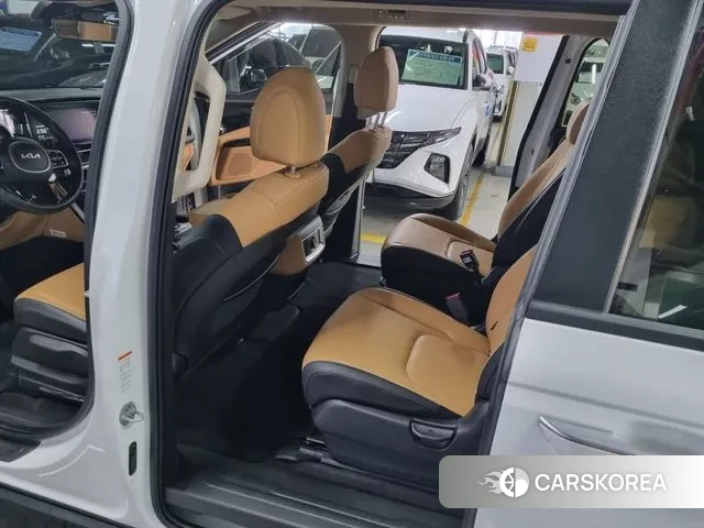 Kia Carnival 4th generation 2023 Белый из Кореи, фото 2